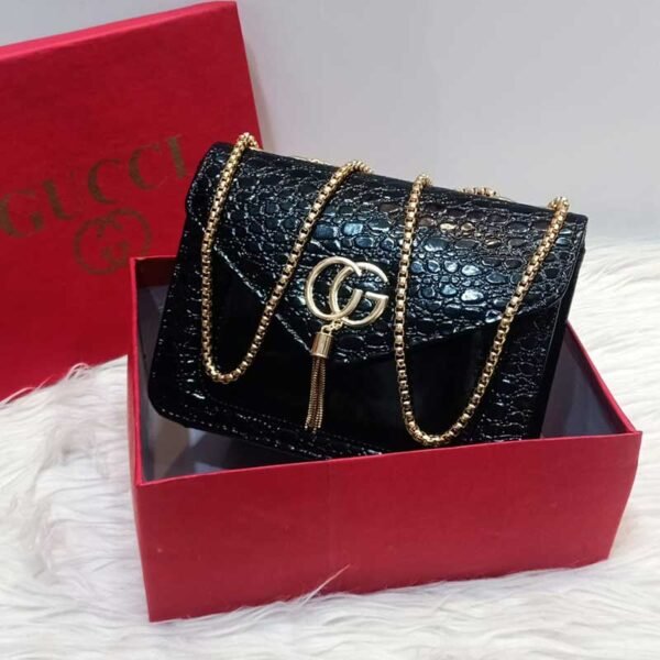 Gucci Stylish Cross Body - Black